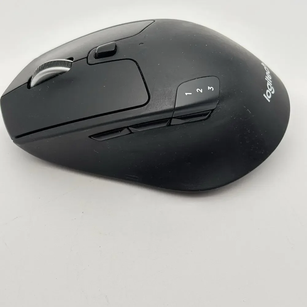 Logitech M720 Triathlon Wireless Mouse, With Dongle - Black - Tested. Works.